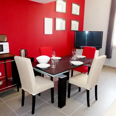 Les Logis Des Vignobles Sainte Emilion En Duplex N 1 Avec Terrasse Apartment Exterior photo